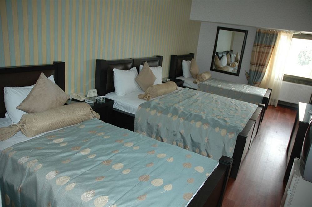 Ulasan Hotel Caravan Camping Анкара Екстериор снимка